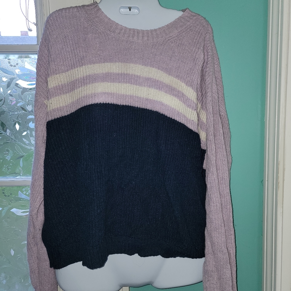 American Eagle sweater
